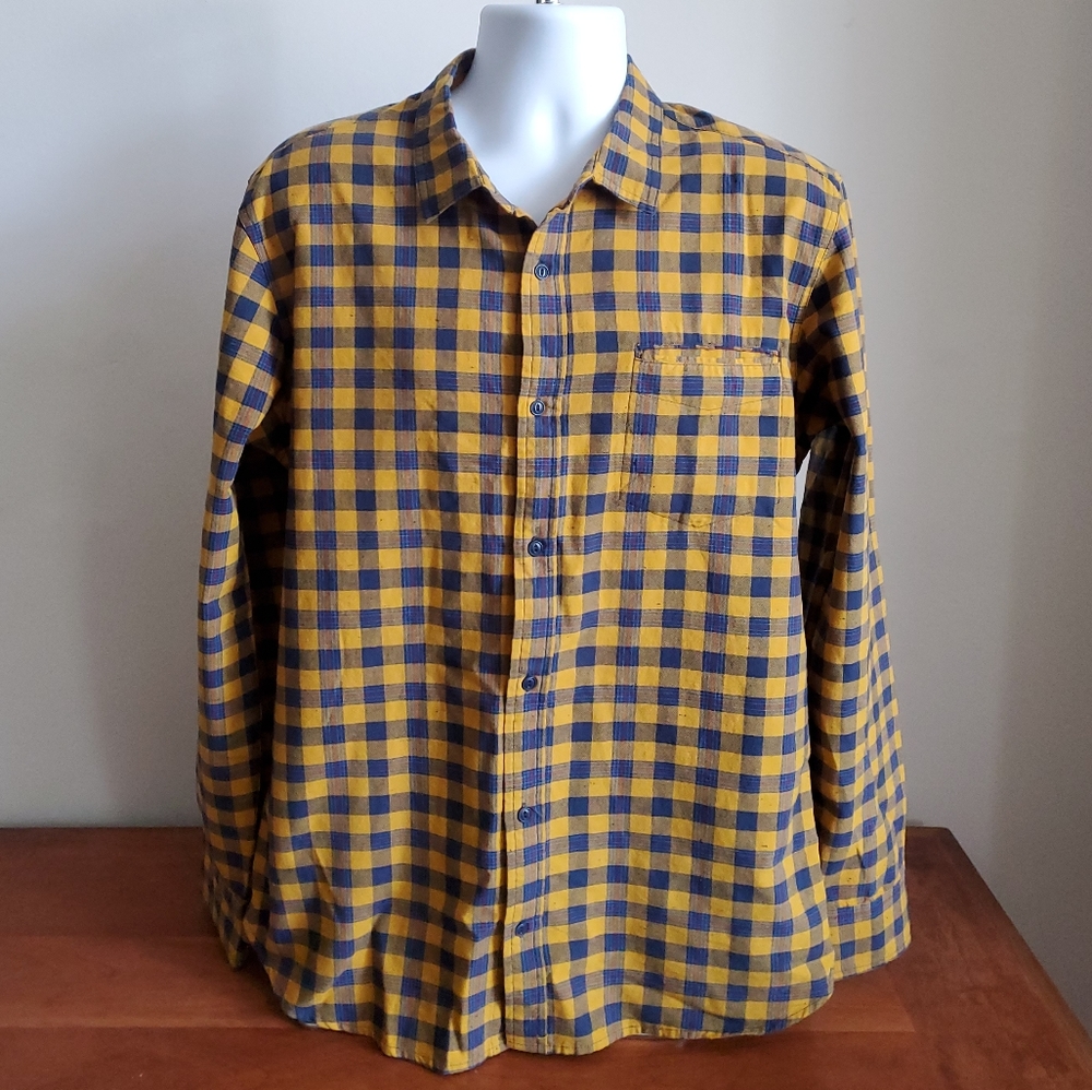 Mens Plaid Long Sleeve Button Up